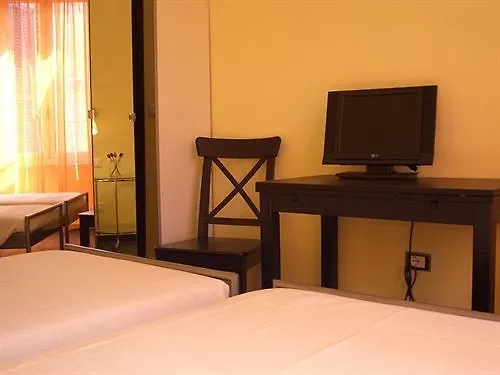 Guest House Rome By Ghor Alojamento de Acomodação e Pequeno-almoço